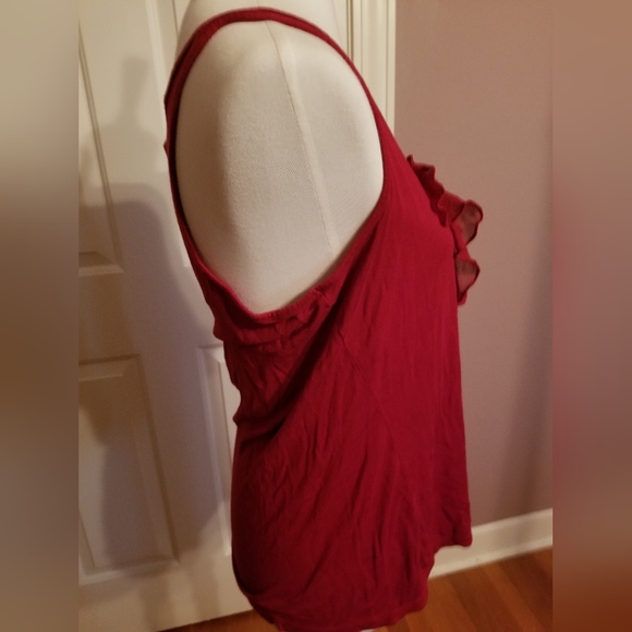 Flirty summer top - Picture 2 of 4